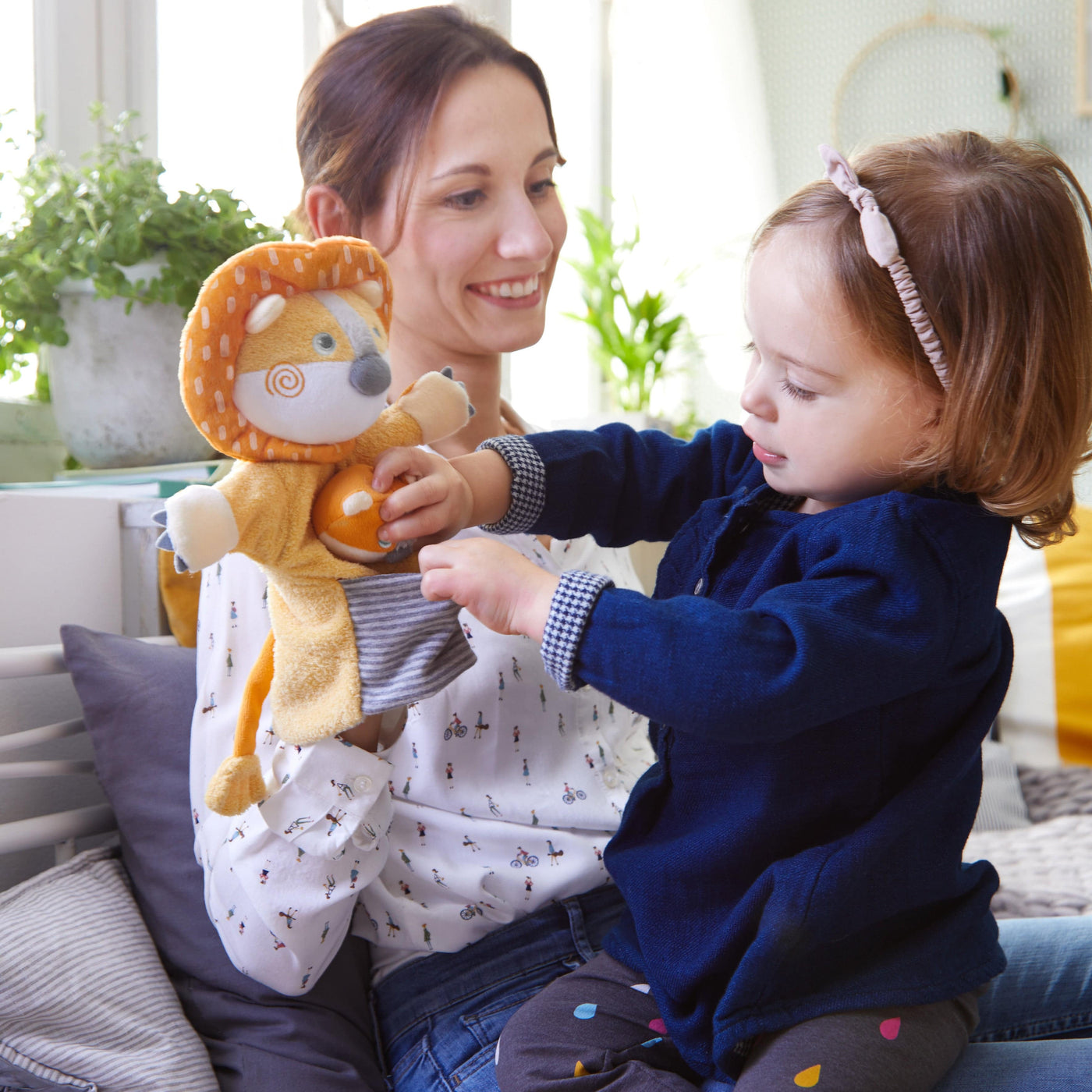 Glove Puppet Lion With Baby Cub Finger Puppet - HABA USA