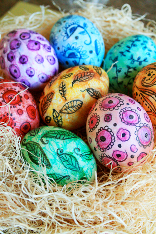 10 Ways to Decorate Easter Eggs at Home Without a Store Bought Kit!