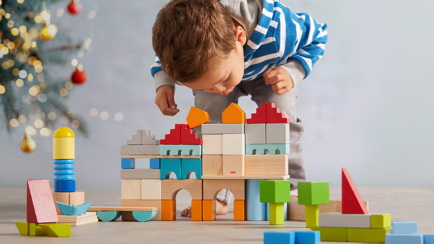 Best Gifts by Every Age Round Up