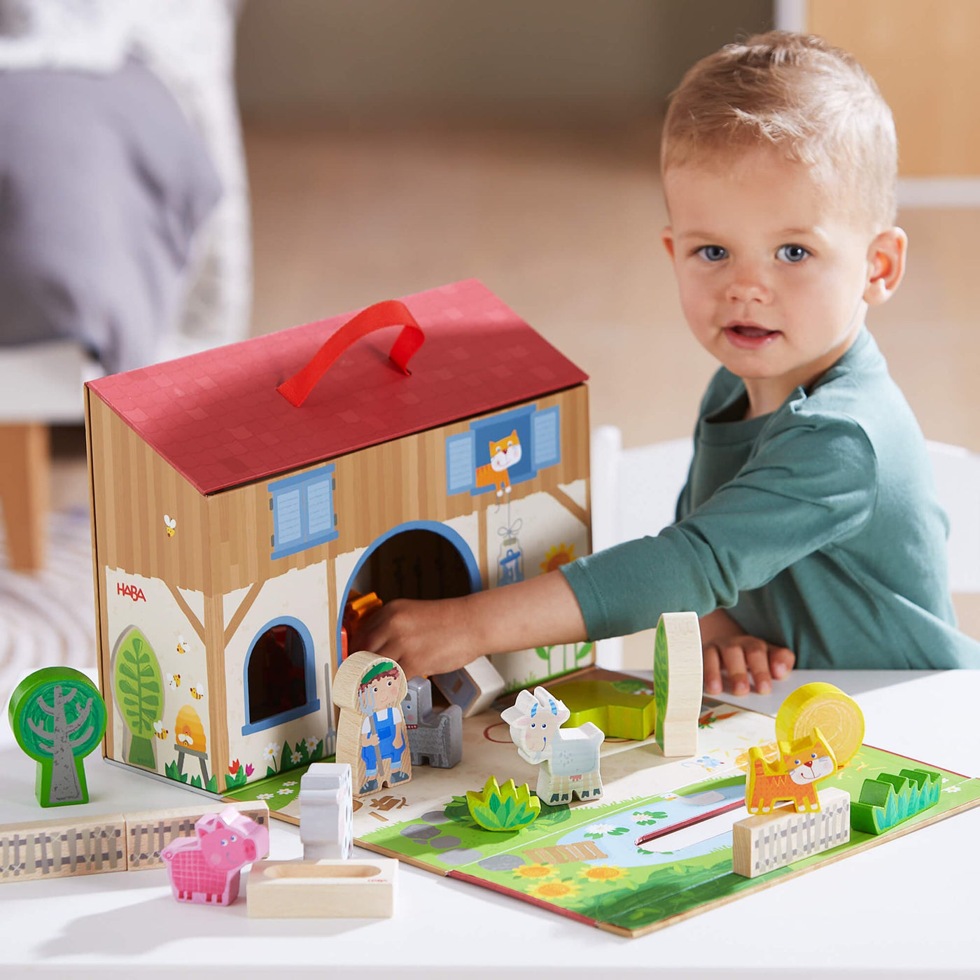 Jeu de construction - HABA - 5581 - On The Farm Play Set Jeu de construction - HABA - 5581 - On The Farm Play Set